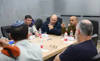 «Переход от молотка к пинцету»