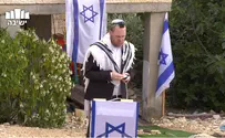 Watch festive morning prayers at Beit El Yeshiva