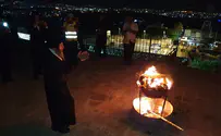 ההדלקה המסורתית בקבר שמואל הנביא