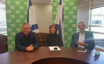 משהו מאד משובש בשמאל