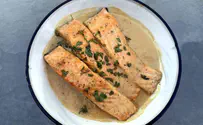 Lemon Butter Herbed Salmon