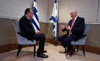 Defense Min. Gantz meets with Greek counterpart