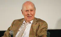 Comedy legend Carl Reiner dies at 98