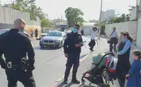"ילדה קטנה צריכה לבכות מפחד?"