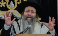 Rabbi Finkel traveling to Western Wall on urgent business