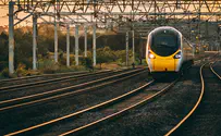17 people injured in train accident in Britain