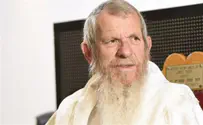 הרב אידלס גורש פעמיים אך לא נשבר