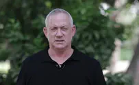 פועל ששיפץ את ביתו של גנץ נפל מגובה