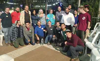 בחורי הישיבה וחברי הקיבוץ הפכו חברים