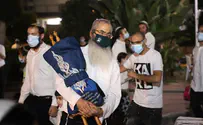 Live broadcast from second Hakafot at Ramat Gan Yeshiva