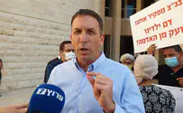 החלטות צריכות להתקבל 200 מטר מכאן