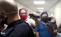 צפו: תומכי המחבל התעמתו עם פעיל ימין