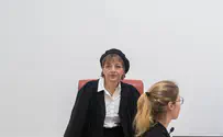 "אנחנו נקבע שהחיילת תלך לאגוז?"