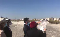 "לבנות פה עשרת אלפים יחידות דיור"