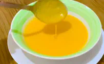 צילום:שף אורי ארנולדס מרק כתומים בקלי קלות