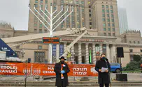 Warsaw mayor lights Hanukkah candles