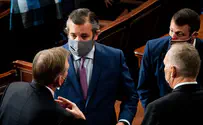 Watch: Sen. Cruz can't help dozing off during Biden speech