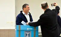 הבית מתעורר לחיים
