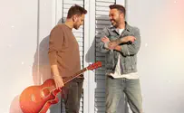 צילום: רן יחזאל ליאור נרקיס שר על חלקת האלוקים שלו
