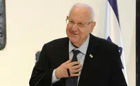 "הנשיא והצוות שלו בדום שתיקה"