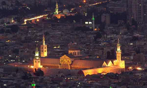 Suicide bombing tears through Damascus church