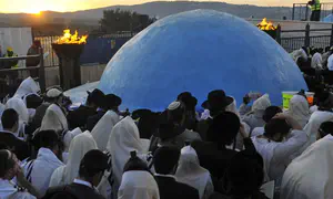 Breslov hassidim prepare a Rosh Hashanah plan B
