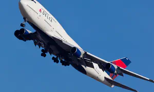 Passengers injured in turbulence over Minneapolis