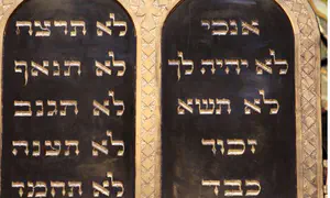 Louisiana appeals ruling blocking Ten Commandments displays