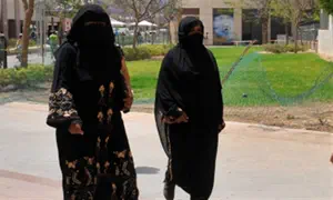 Italy bans burqas and niqabs in schools