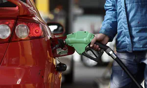 Gas prices to drop Sunday, then rise again just days later