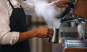 Haredi protest targets Jerusalem café over Sabbath operations