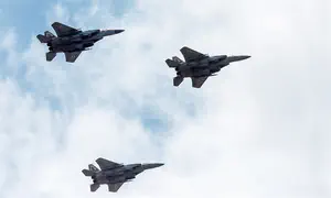 דיווח: טיל סיני הפיל מטוס אמריקני