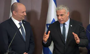 בנט ולפיד מתאחדים