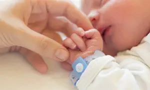 טעות בהפריה: מה מעמד הילד לפי ההלכה?