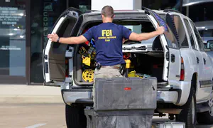FBI raids apartment linked to DC killer