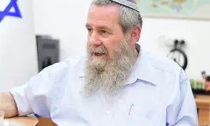 'מגדל בבל' של מפלגת נעם
