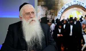 כך הגיב מאיר פרוש להכפשות של יאיר גולן
