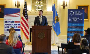 Oklahoma Governor signs landmark antisemitism bills into law
