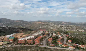 Eli residents up in arms over Arab laborers