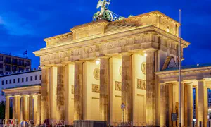 Activists scale Brandenburg Gate, arrested over Palestine banner