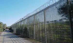 Don't enter Israel from Sinai or Jordan