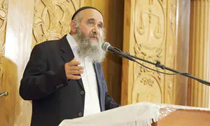 הרב גיא אלאלוף התנצל בפני הרב חננאל אתרוג