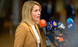 EU threatens to review Israel pact over Gaza