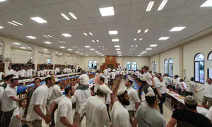 התוועדות זאת חנוכה בישיבת רועה ישראל