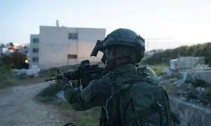 אירוע חמור: קיצוניים הציתו רכב של חייל