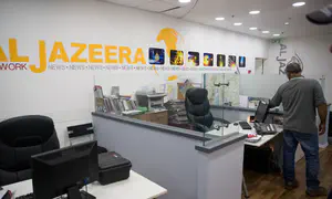 Al Jazeera violates censorship with live broadcast