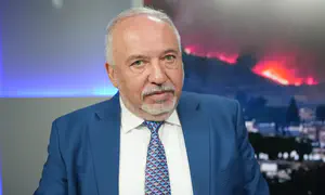 Defense officials call out Liberman: 'cynicism and populism'