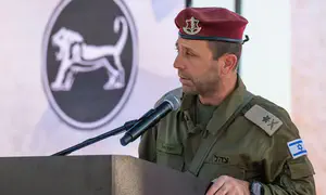 Акива Новик: Они поступили несправедливо с генералом Блутом