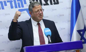 להפסיק להתעכב ולצאת למתקפת הכרעה בעזה