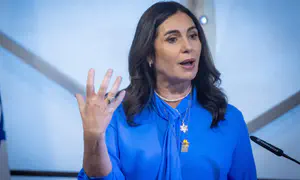 רגב משתלחת באדלשטיין: "רימה את החרדים"